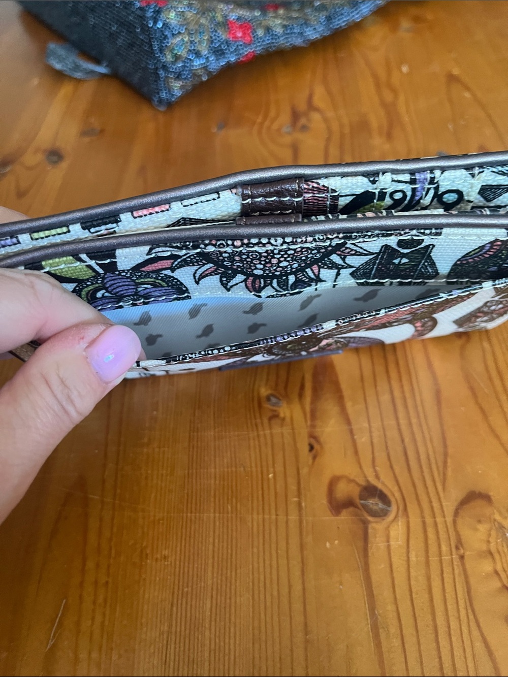 Like New Sakroots Owl Wallet - Picture 2 of 10